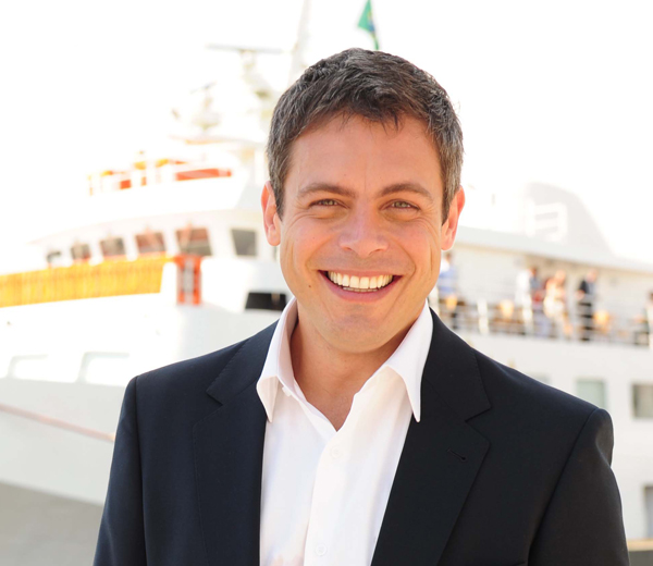 O ator Luigi Baricelli está super animado com sua volta à TV (Foto: Reprodução)
